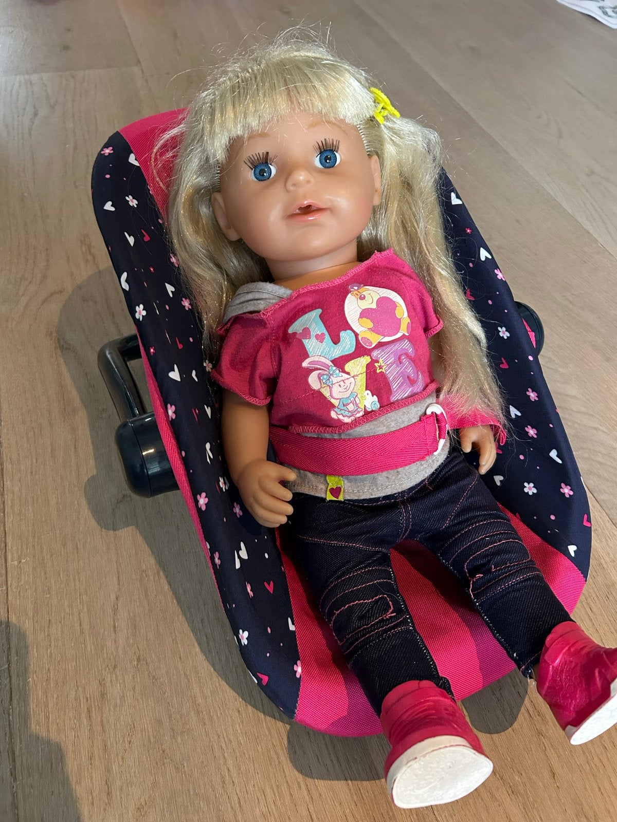Baby Born pop met badje, camping bedje en accessoires, Kinderen en Baby's, Ophalen of Verzenden, Gebruikt, Babypop