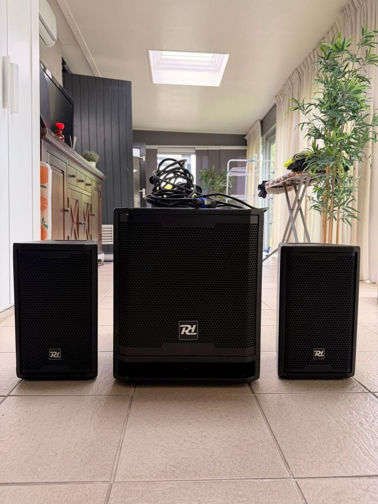 Power Dynamics Combo 1200 speaker set met Bluetooth - 1200W, Zo goed als nieuw, Complete surroundset, 120 watt of meer, Ophalen
