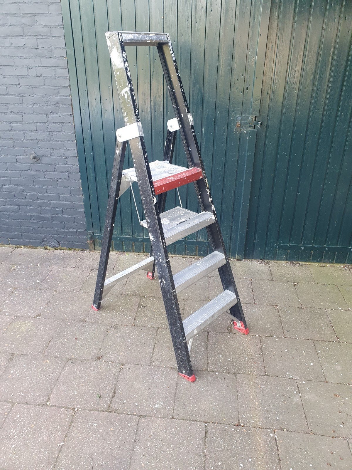 Altrex Taurus trap met 4 treden, Ophalen, Gebruikt