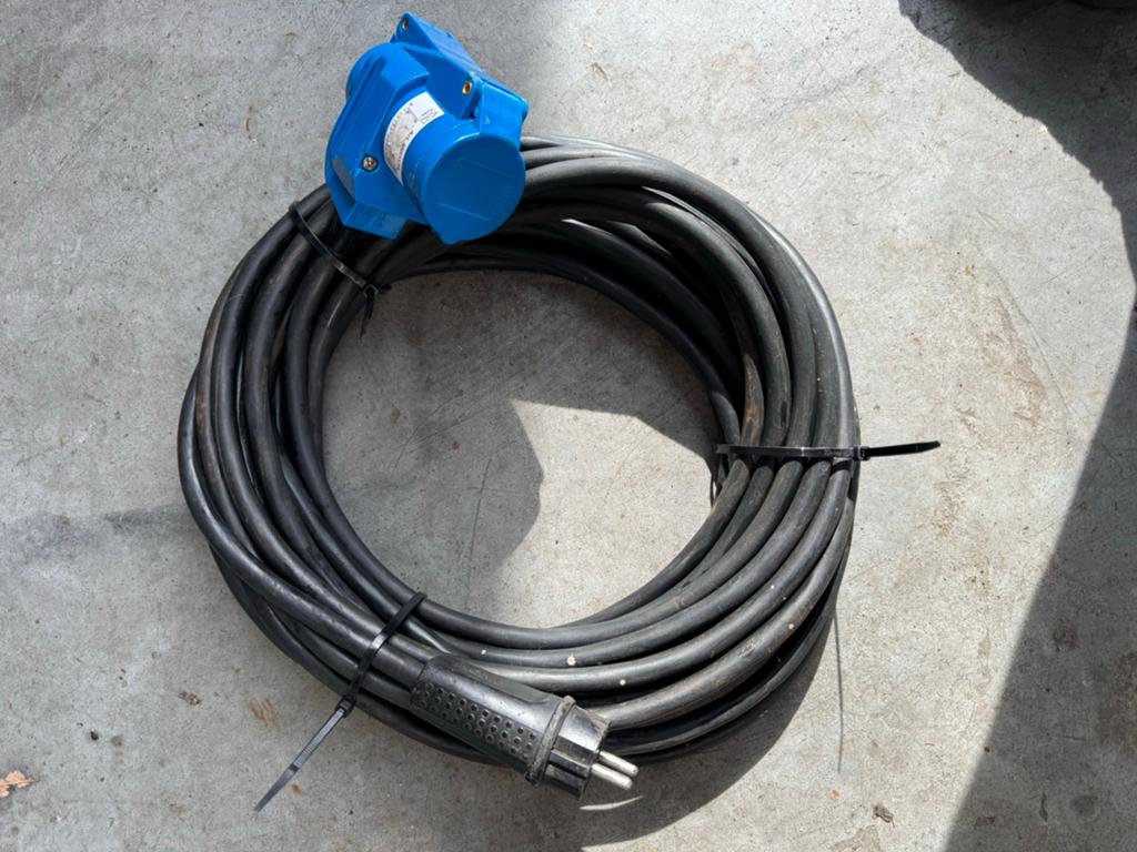 caravan kabel 15 meter, Ophalen of Verzenden, Gebruikt