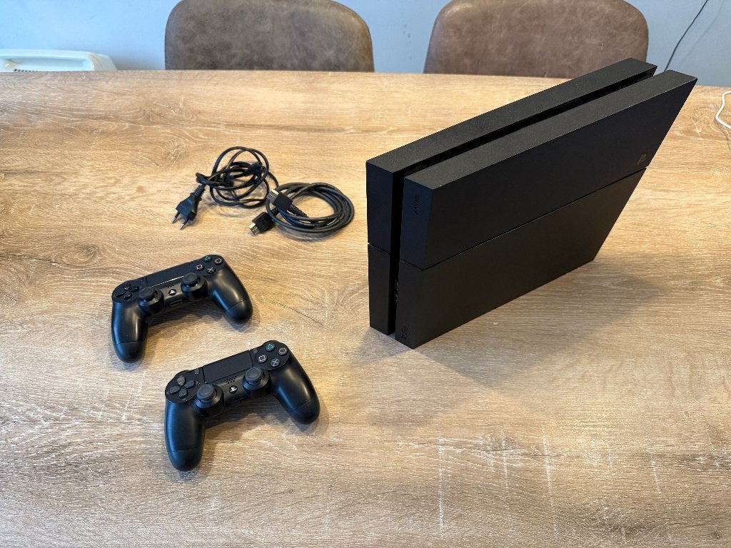 PS4 500gb met 2 controllers en GTA V, Spelcomputers en Games, Met 2 controllers, Ophalen of Verzenden, Original, 500 GB