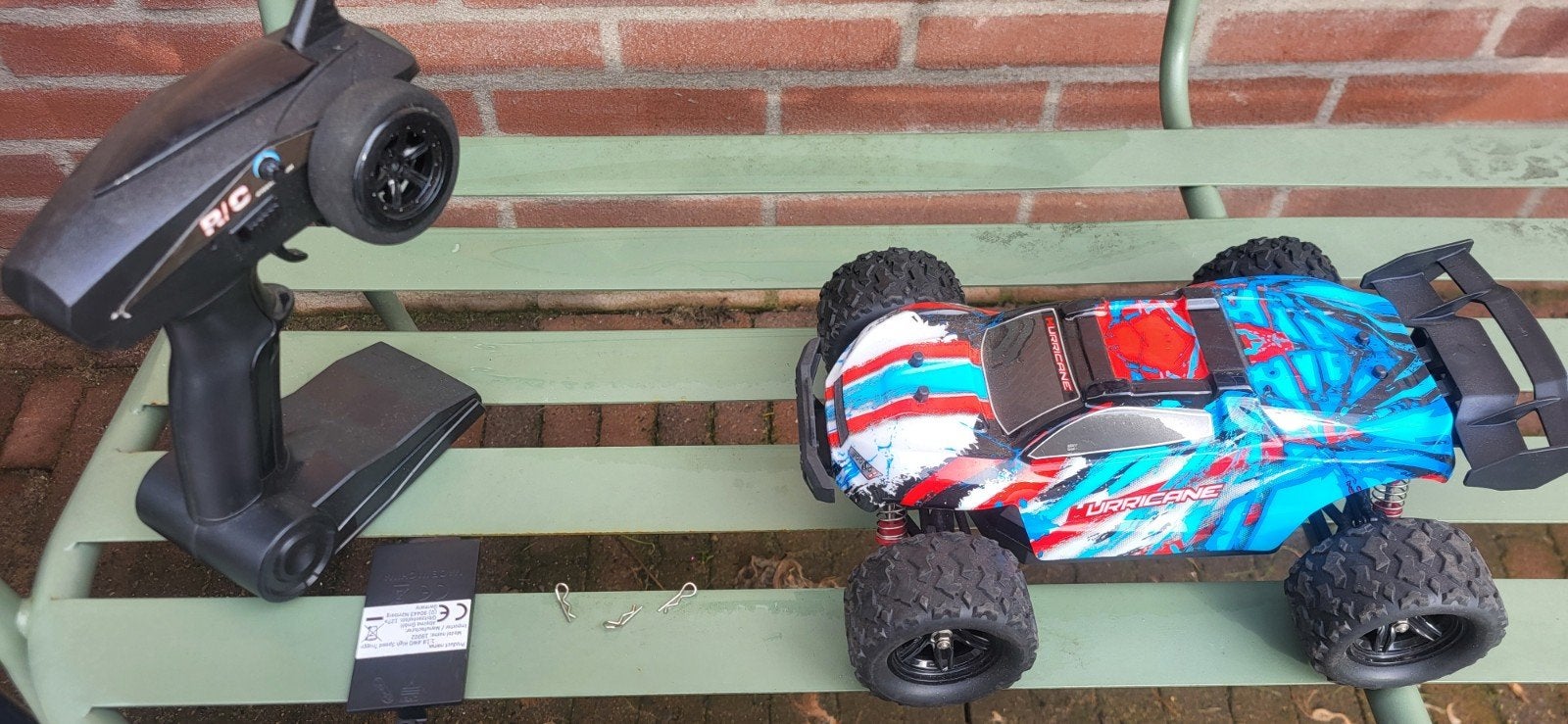 Leuke kleine RC auto met afstandsbediening, Elektro, Gebruikt, Auto offroad, Ophalen of Verzenden