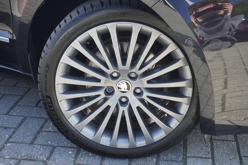 Skoda Superb 2.0 TSI Laurin & Klement / Pano / Memory / Lede, Auto's, Skoda, Euro 5, Gebruikt, 4 cilinders, 1984 cc