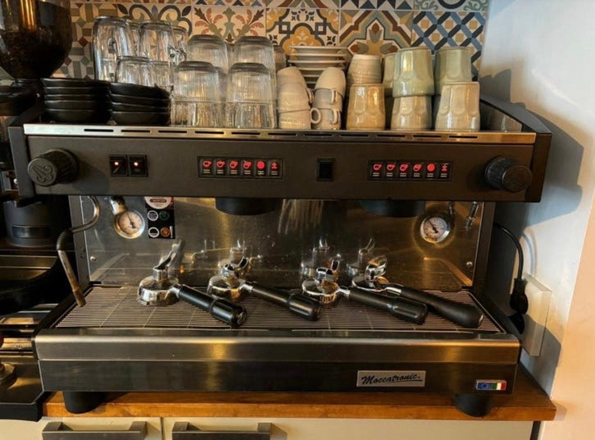 Horeca Moccatronic espressomachine, Gebruikt, Espresso apparaat, 10 kopjes of meer, Koffiebonen