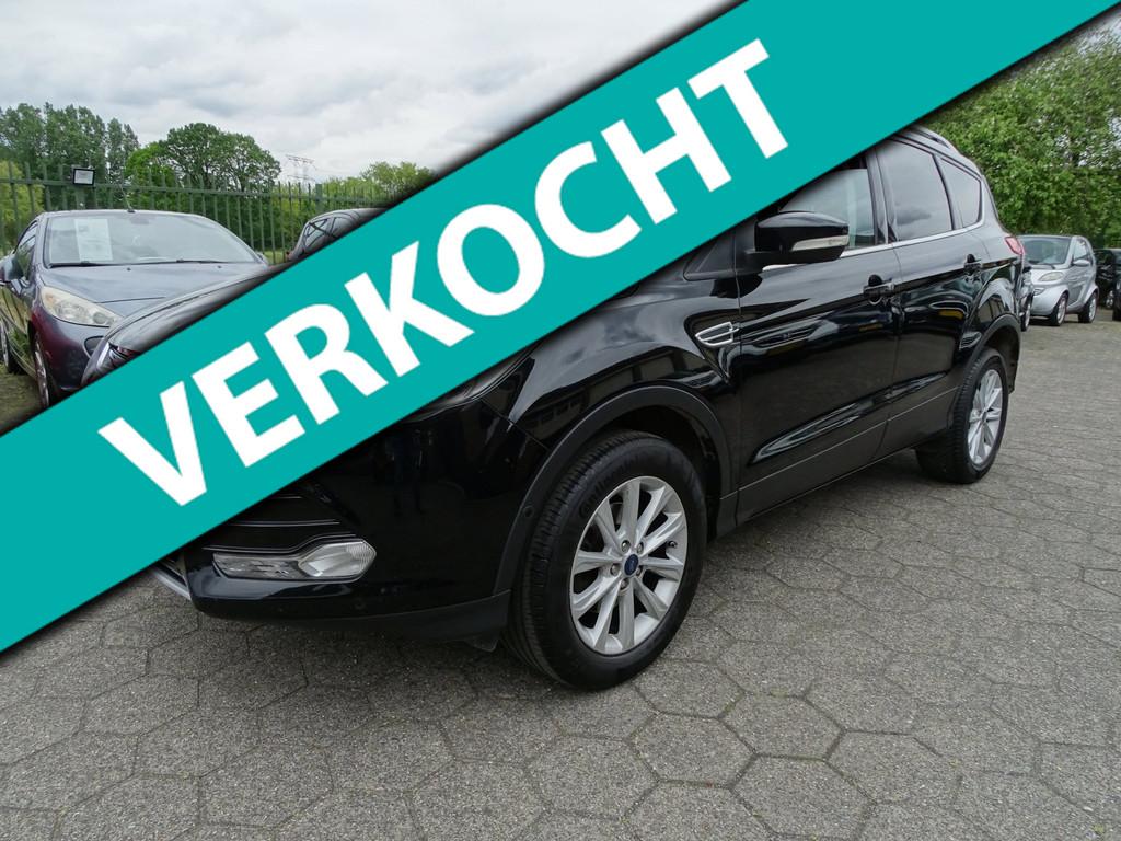Ford Kuga 1.5 Titanium, 4 cilinders, Leder en Stof, Zwart, Parkeersensor