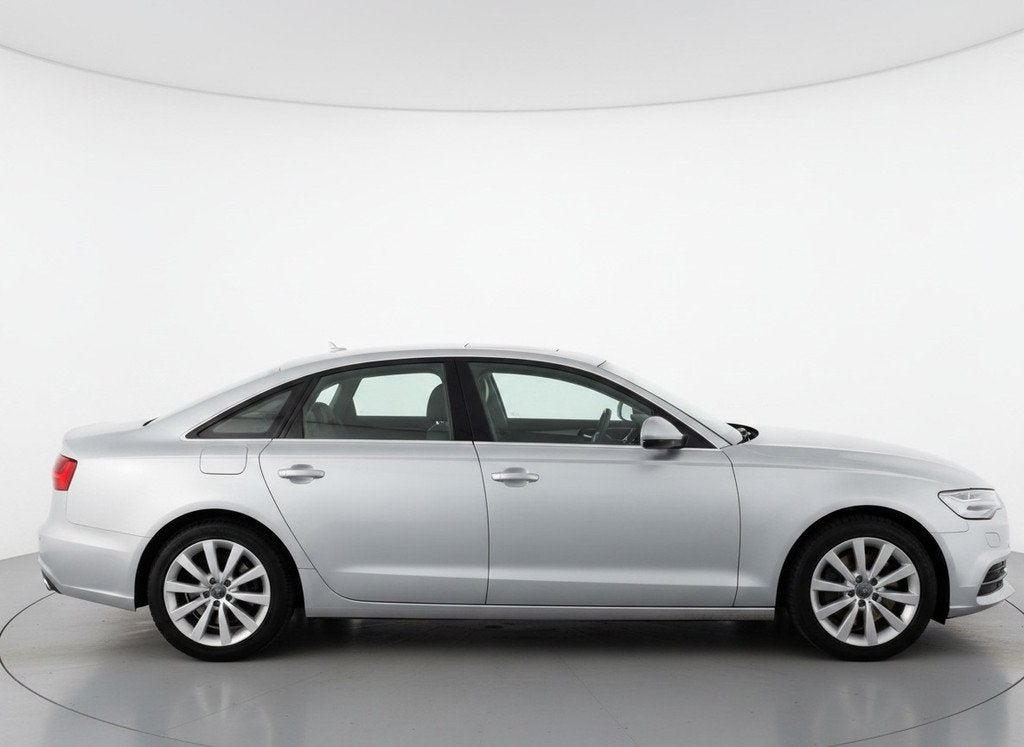 Audi A6 Limousine 2.8 FSI Pro Line Plus|Xenon|Nav|Cruise|PDC, Auto's, Audi, Gebruikt, Zwart, 2773 cc, Bedrijf