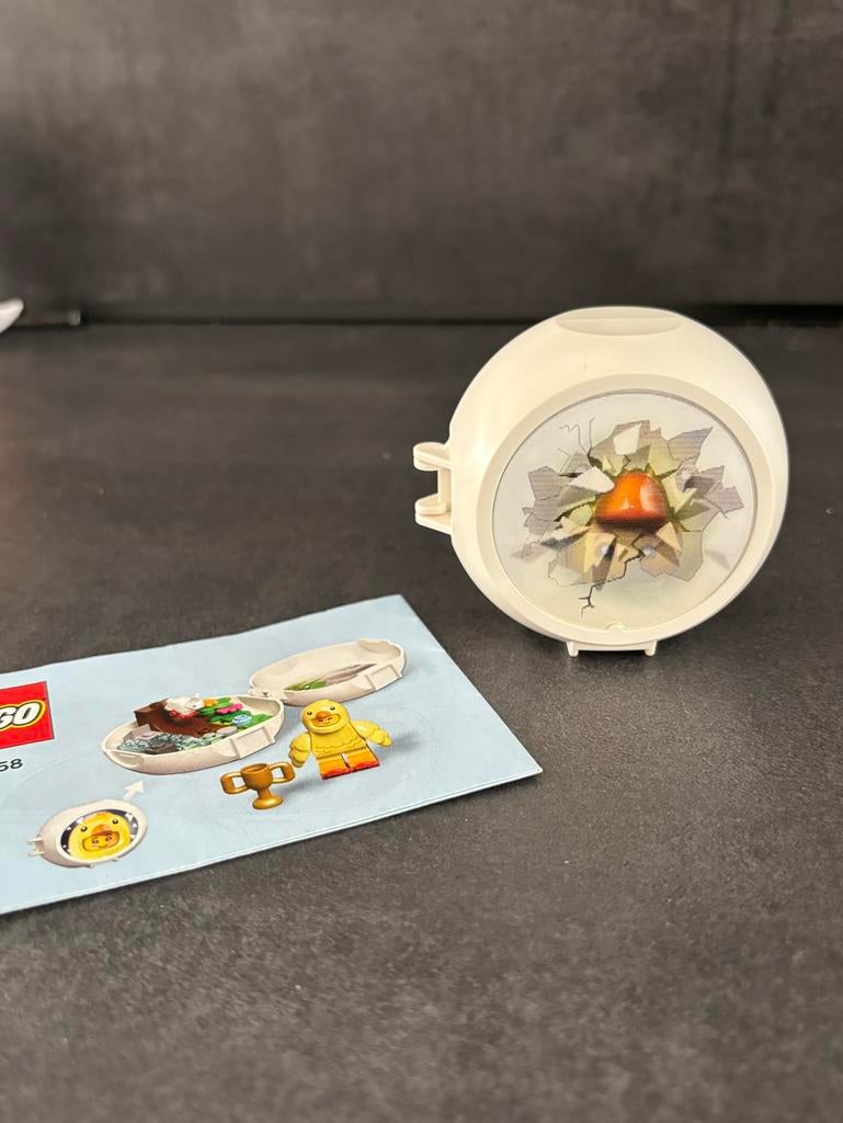 LEGO Paaskuiken (853958) - Compleet met instructies, Overige thema's, Lego, Ophalen of Verzenden, Zo goed als nieuw