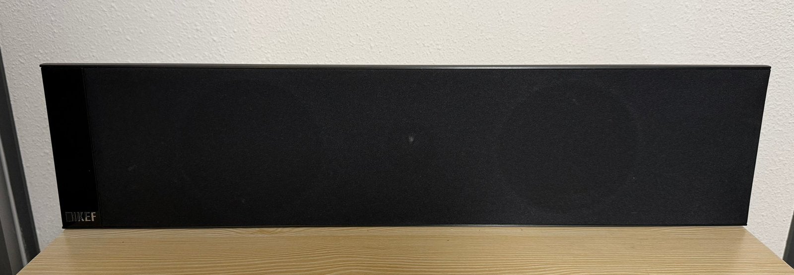 KEF T301 ultra dunne “HOOGWAARDIGE” centerspeaker TOP STAAT, 120 tot 150 watt, Ophalen of Verzenden, Zo goed als nieuw, KEF