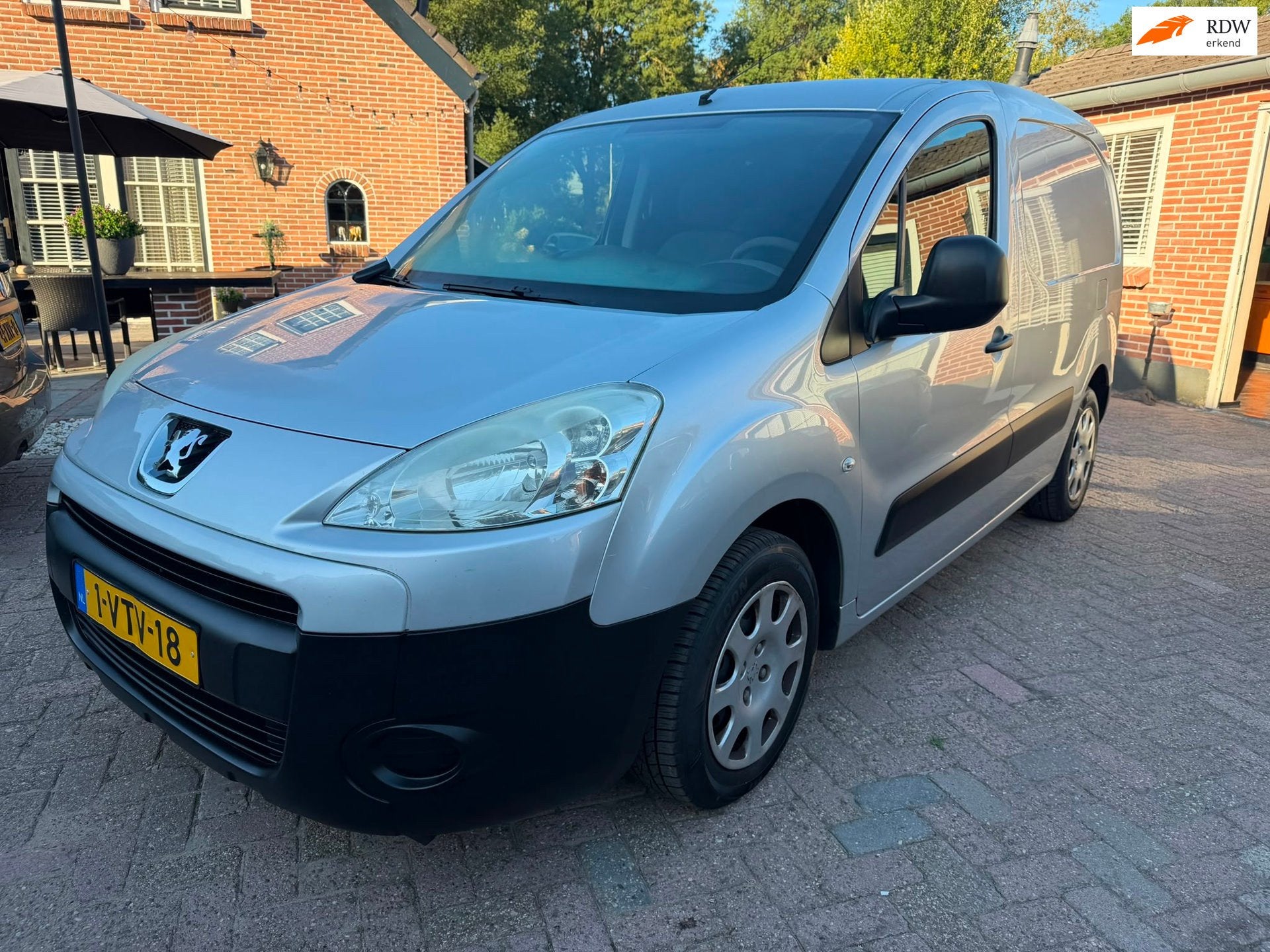 Peugeot Partner 120 1.6 e-HDI L1 XT Profit +, Euro 5, 4 cilinders, Origineel Nederlands, Bedrijf