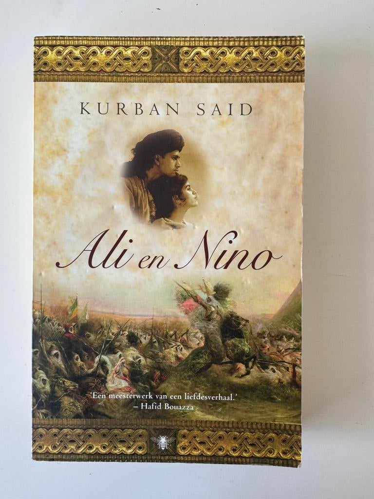 Prachtige roman Ali en Nino - Kurban Saïd, Ophalen of Verzenden, Zo goed als nieuw
