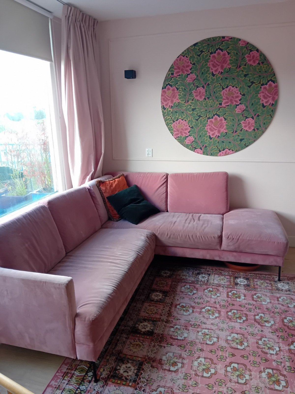 GRATIS Roze fluwelen hoekbank -, Huis en Inrichting, Ophalen of Verzenden, Gebruikt, Stof, Modern, Luxe, Comfortabel