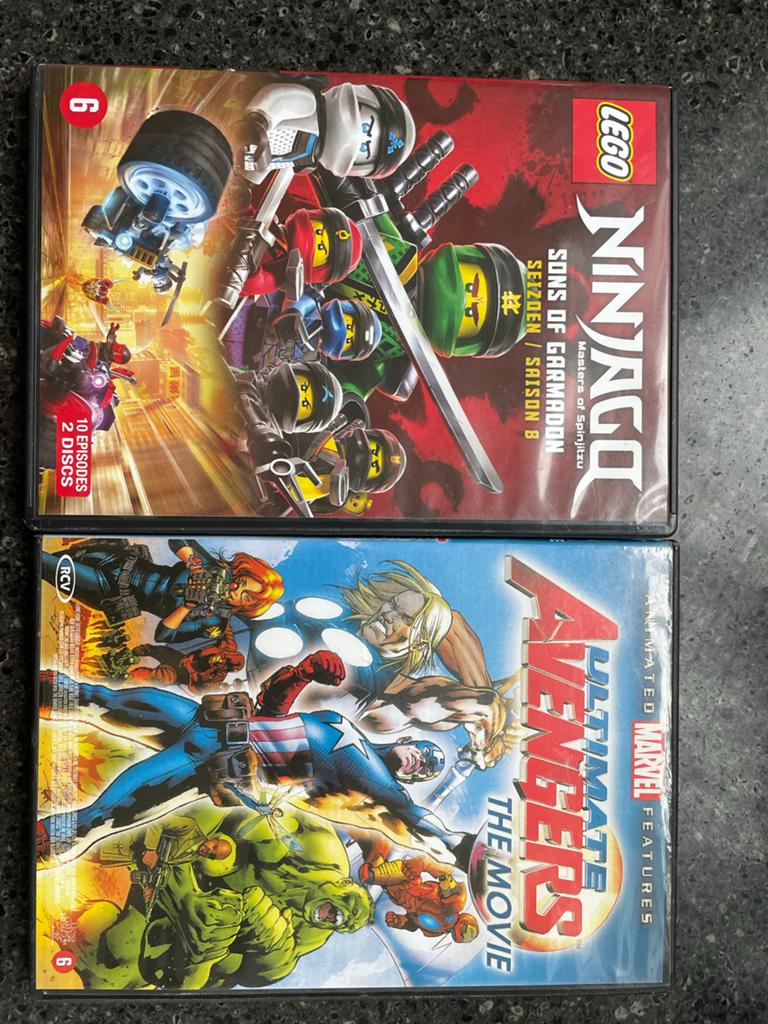 LEGO Ninjago: Sons of Garmadon & Ultimate Avengers DVD, Cd's en Dvd's, Ophalen, Zo goed als nieuw