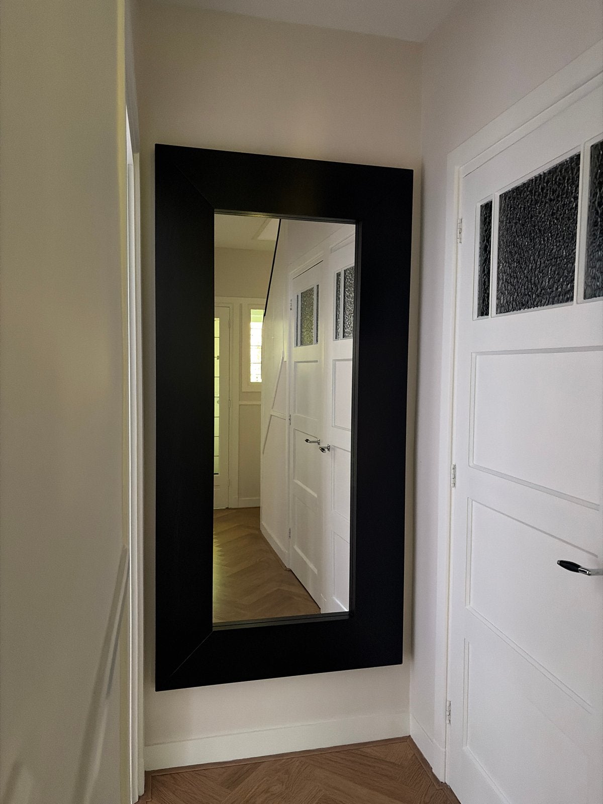 IKEA Spiegel met Zwarte Lijst - Modern en Stijlvol, Ophalen, Zo goed als nieuw, 75 tot 100 cm, 150 tot 200 cm