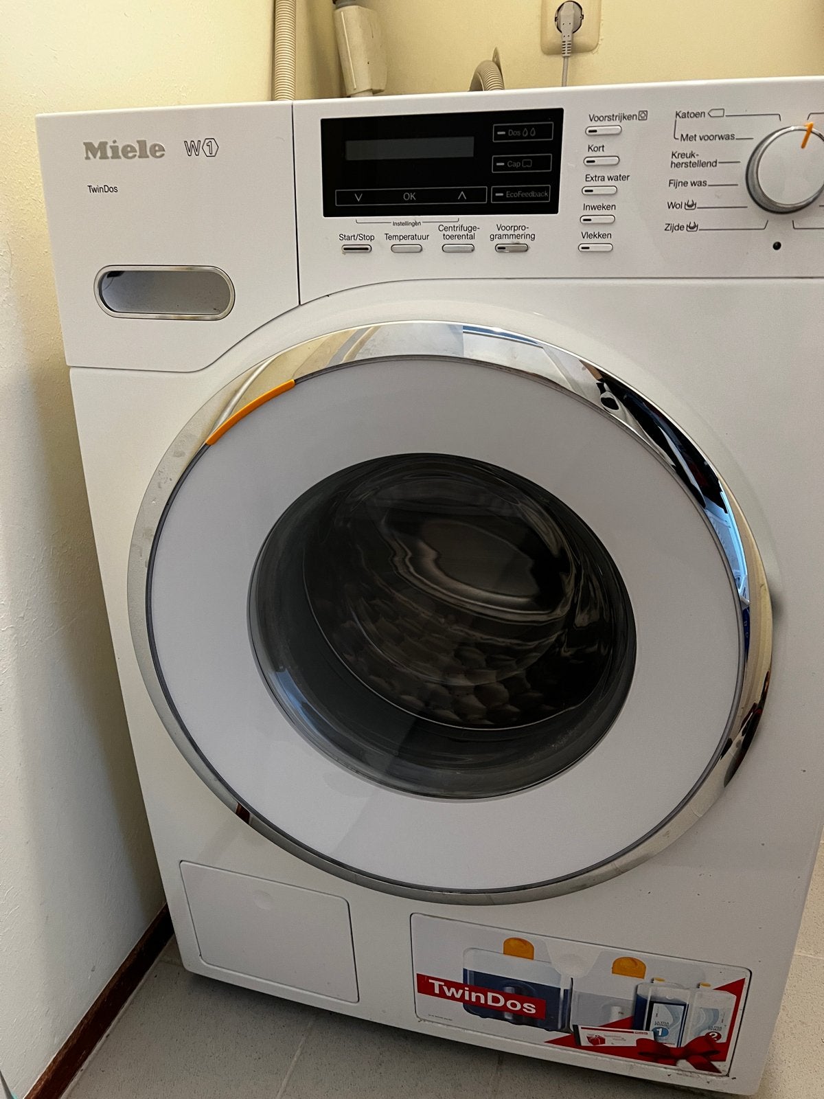 Miele W1 Wasmachine met TwinDos - Zo goed als nieuw