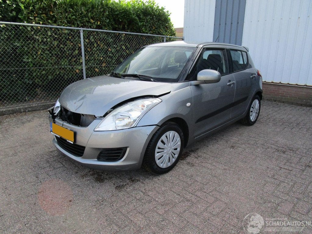 Suzuki Swift 1.2 Airco 5-Drs (bj 2013), Auto diversen, Schadeauto's, Overige carrosserieën, Suzuki-Allee 7 ,64625, Bensheim, Deutschland