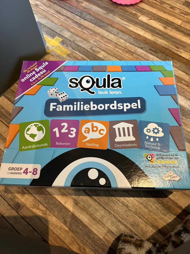 Squla familie bordspel groep 4 tm 8, Hobby en Vrije tijd, Gezelschapsspellen | Bordspellen, Een of twee spelers, Ophalen of Verzenden