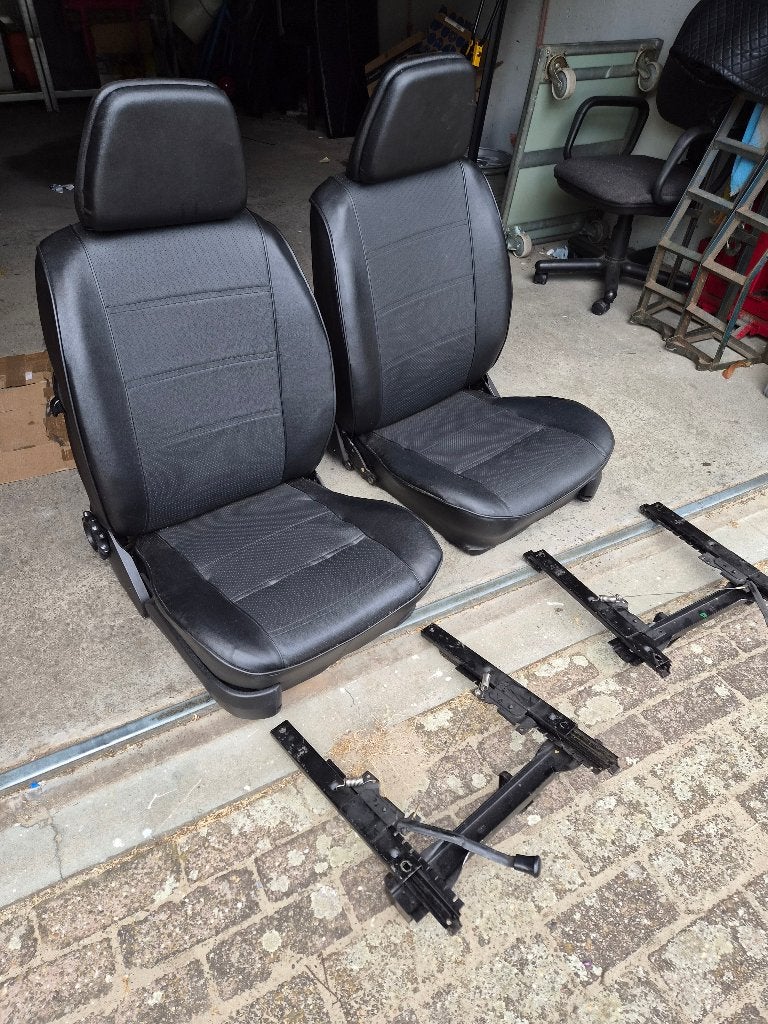 2 Ford voorstoelen, Ophalen, Gebruikt, Ford