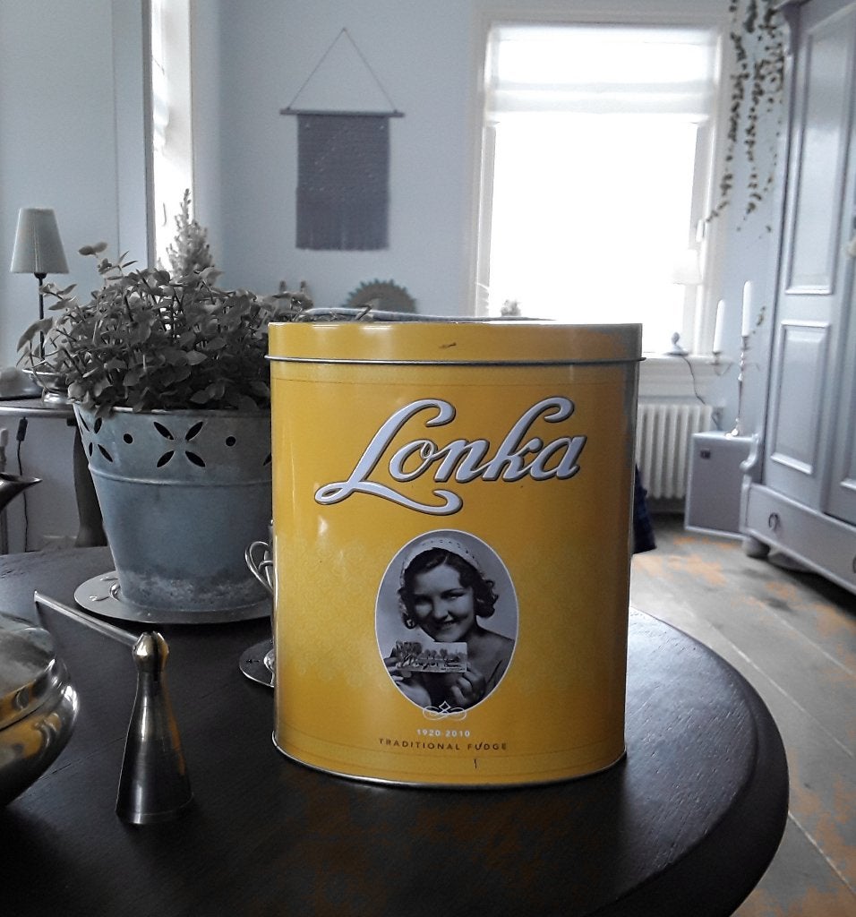 Retro - look blik van Lonka (traditional fudge), Verzamelen, Ophalen of Verzenden, Gebruikt, Overige, Overige merken