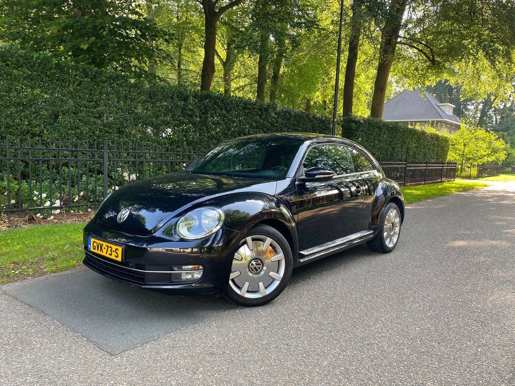 Volkswagen BEETLE 1.6 TDI Design PRIJS INCLUSIEF BTW!, Auto's, Volkswagen, Voorwielaandrijving, Euro 5, Stof, Gebruikt