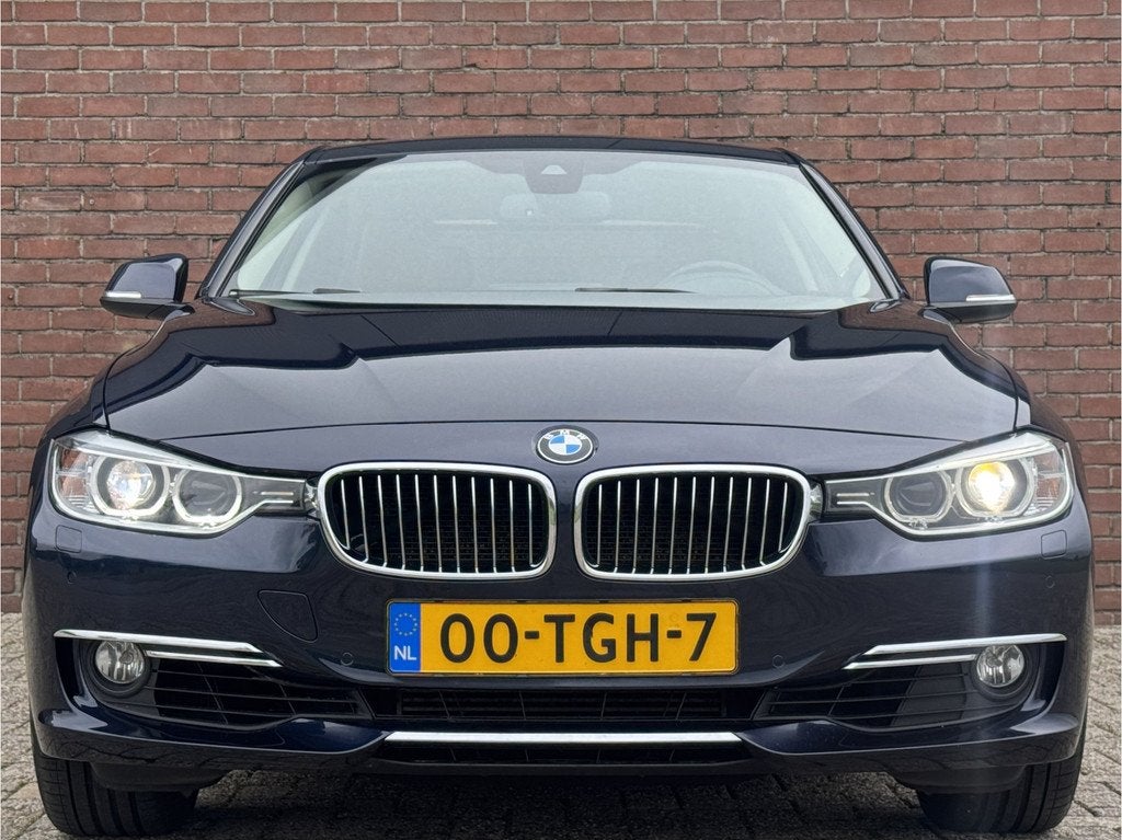 BMW 3-serie 335i HIGH EXECUTIVE | NL-AUTO! | LEDER!, Auto's, BMW, Automaat, Euro 5, Achterwielaandrijving, Gebruikt