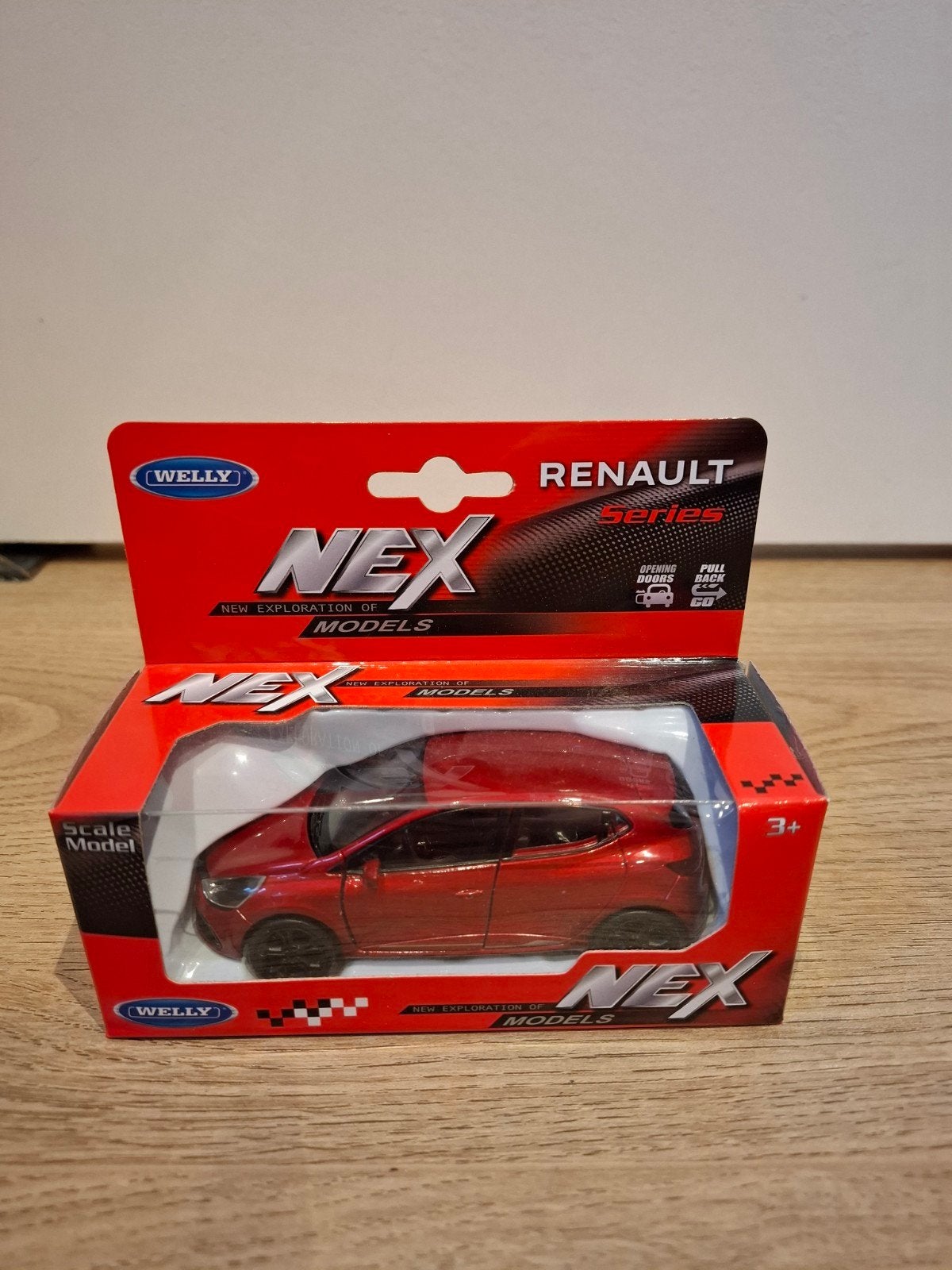 Renault Clio 1:43 Schaalmodel - Nieuw in Doos, Ophalen of Verzenden, Nieuw, Auto, Overige merken