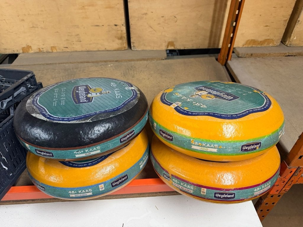 Decoratie (nep) kaas te koop diverse modellen, Ophalen of Verzenden, Gebruikt, Gebruiksvoorwerp