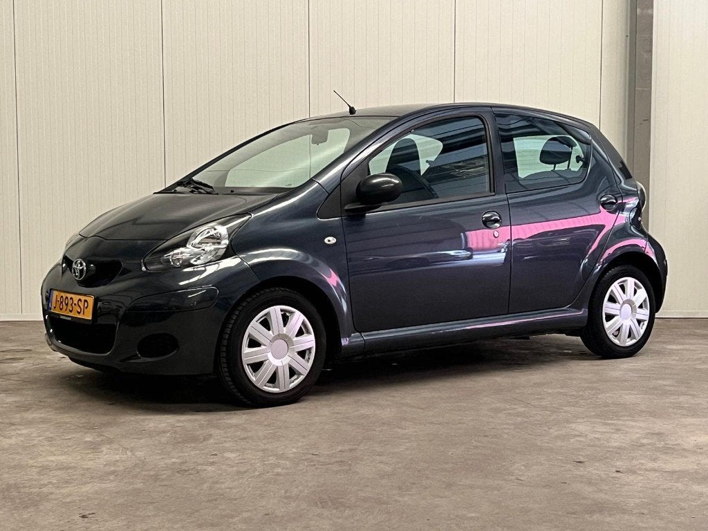 Toyota Aygo 1.0  5DRS/2010/Airco/NEW APK/Grijs, Voorwielaandrijving, Stof, 4 stoelen, 68 pk