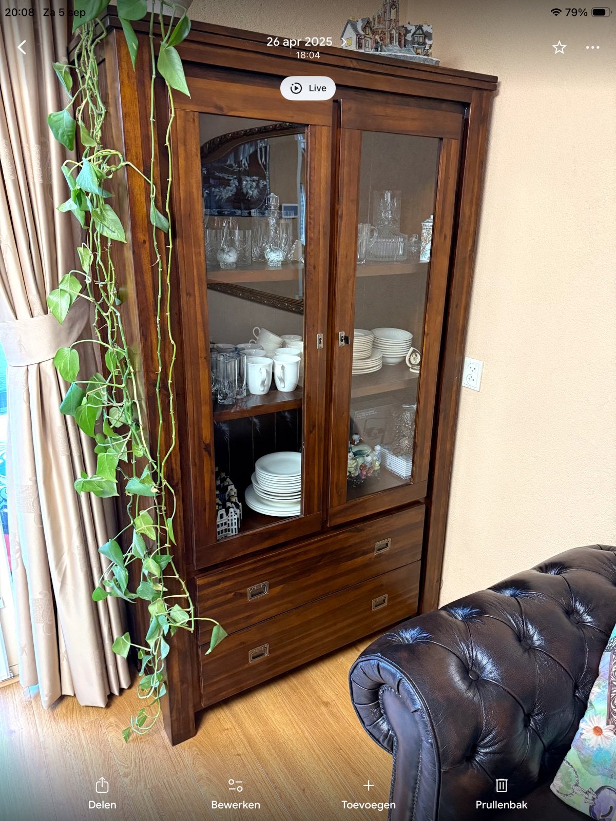 Vitrine kast, Ophalen, 50 tot 100 cm, Zo goed als nieuw, 150 tot 200 cm