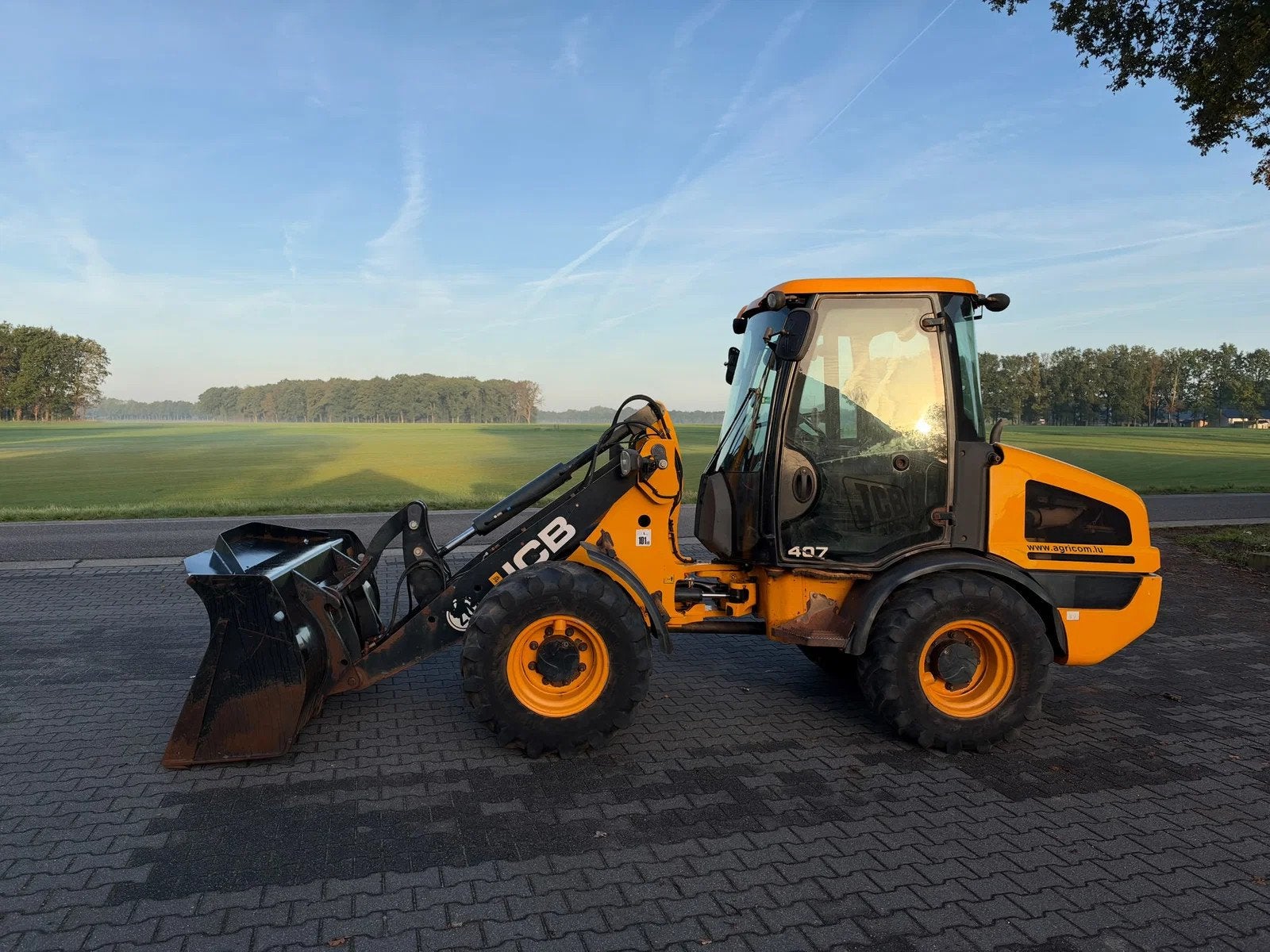 JCB 407 shovel (bj 2016), Wiellader of Shovel