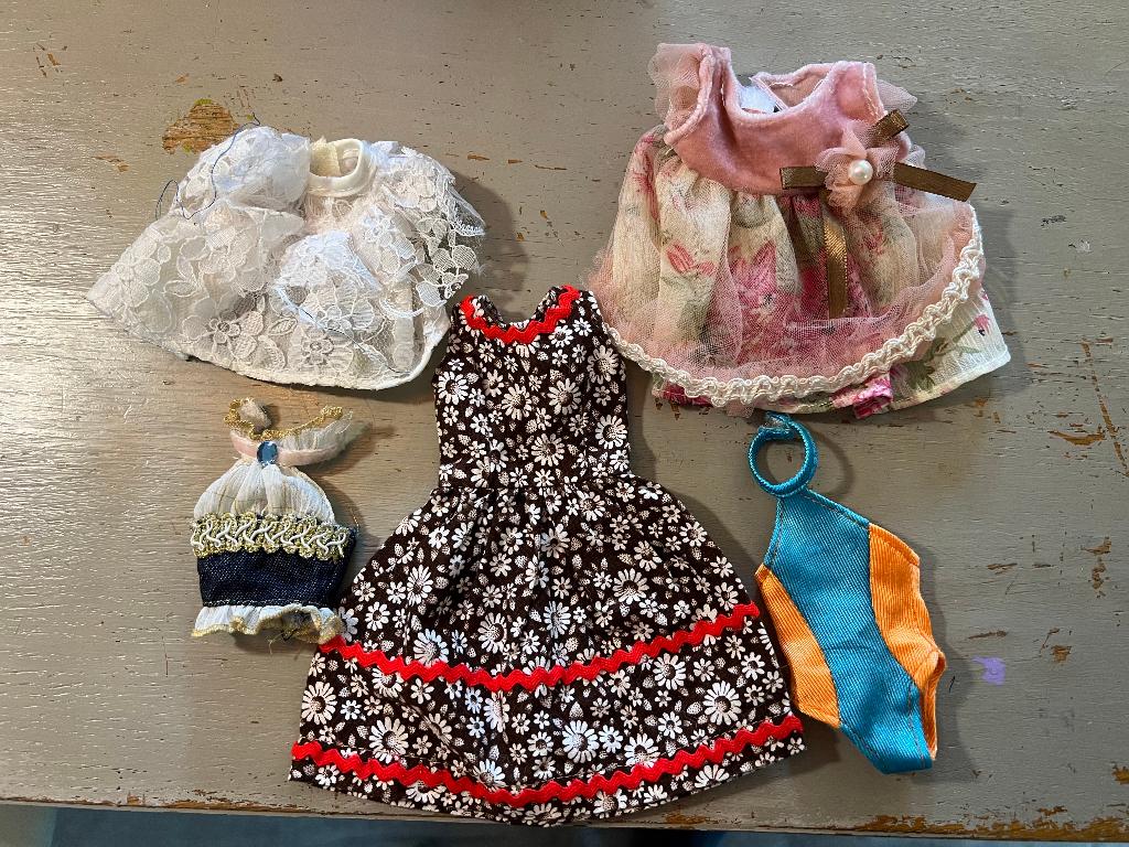 Vintage retro sindy barbie fleur kleding jurken zwempak top, Ophalen of Verzenden, Zo goed als nieuw, Kleertjes