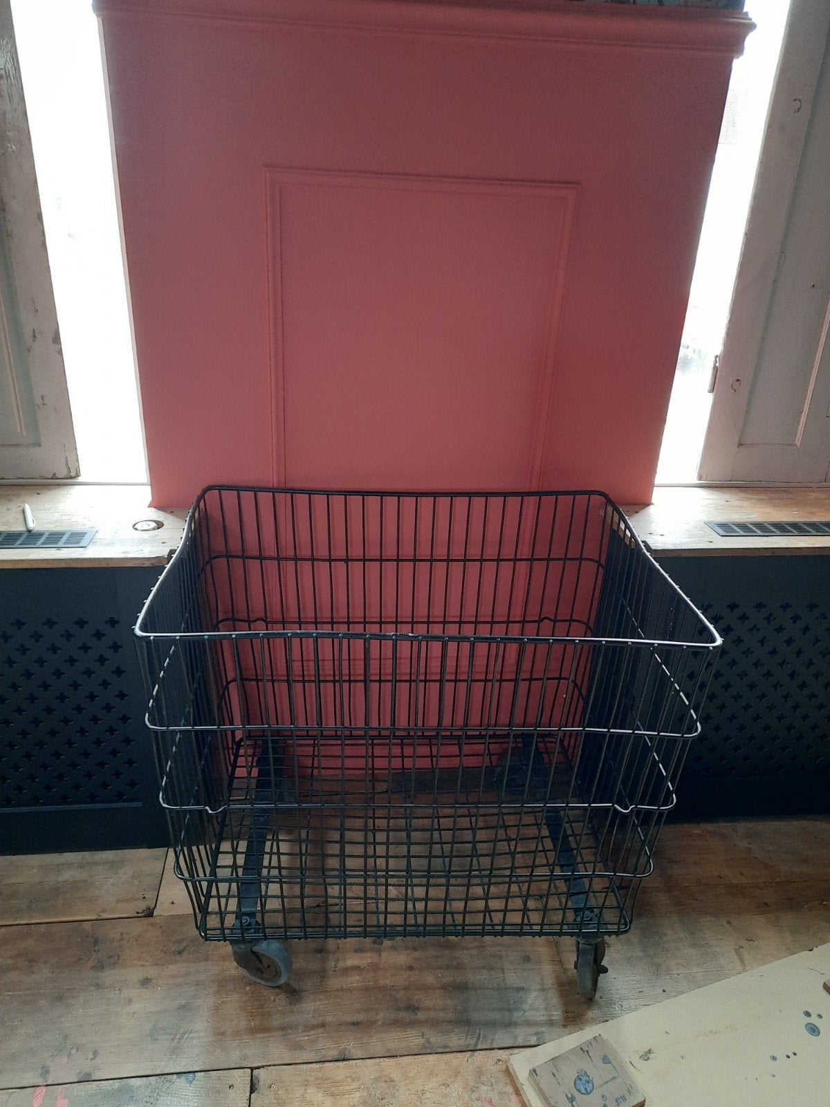 Oude industriële kar winkelkar winkelrek brocante, Ophalen