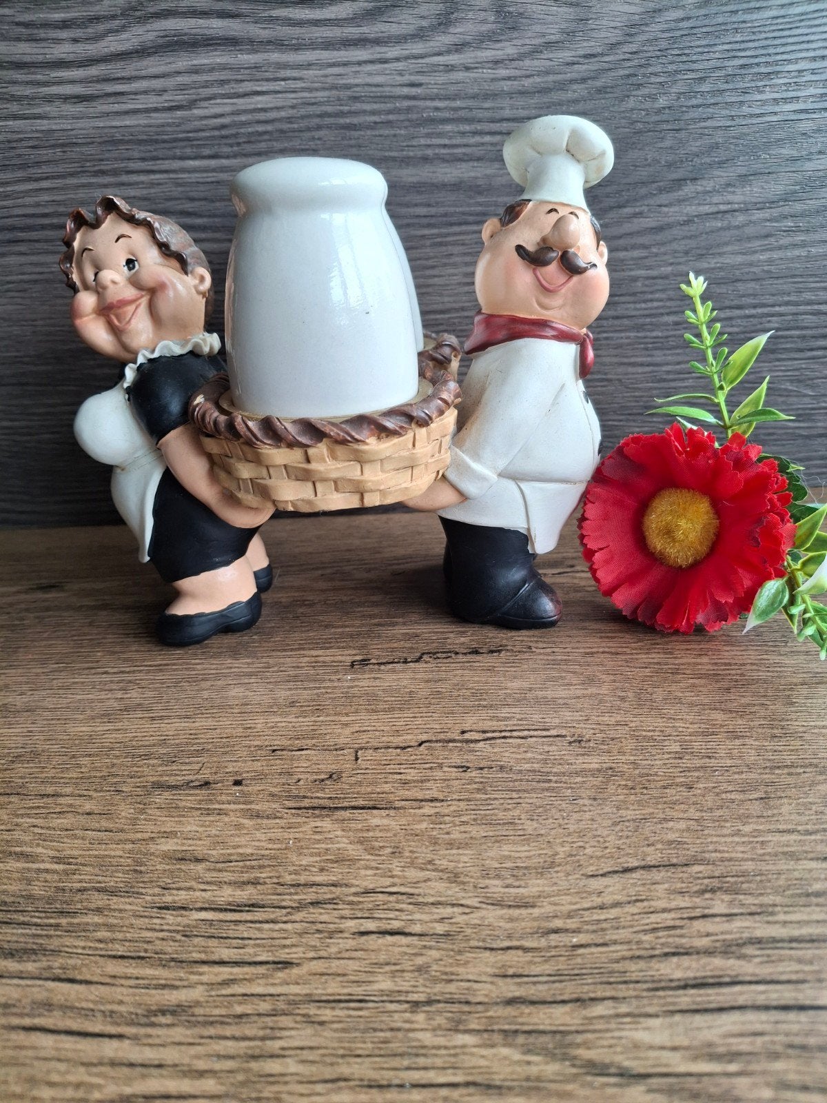 Hele leuke peper en zoutstel
Gedragen door kok en kokkin, Ophalen of Verzenden, Zo goed als nieuw, Overige typen