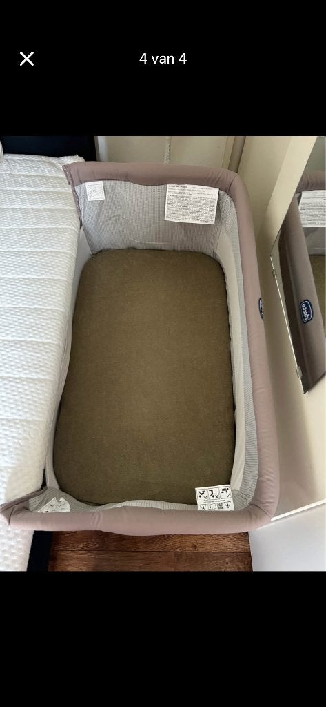 Te koop: Chicco next 2 me co-sleeper dream met reflux stand, Ophalen, Zo goed als nieuw, Wieg