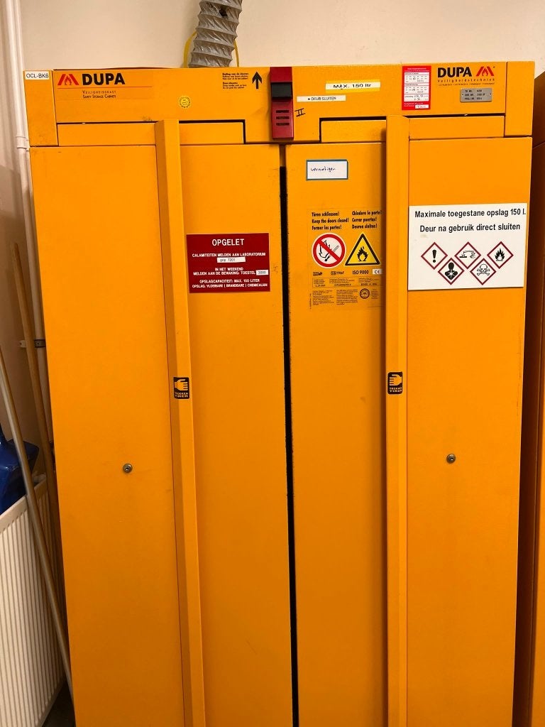 DÜPERTHAL Veiligheidskast dubbeldeurs – Type 90, Ophalen, Gebruikt, Brandkast