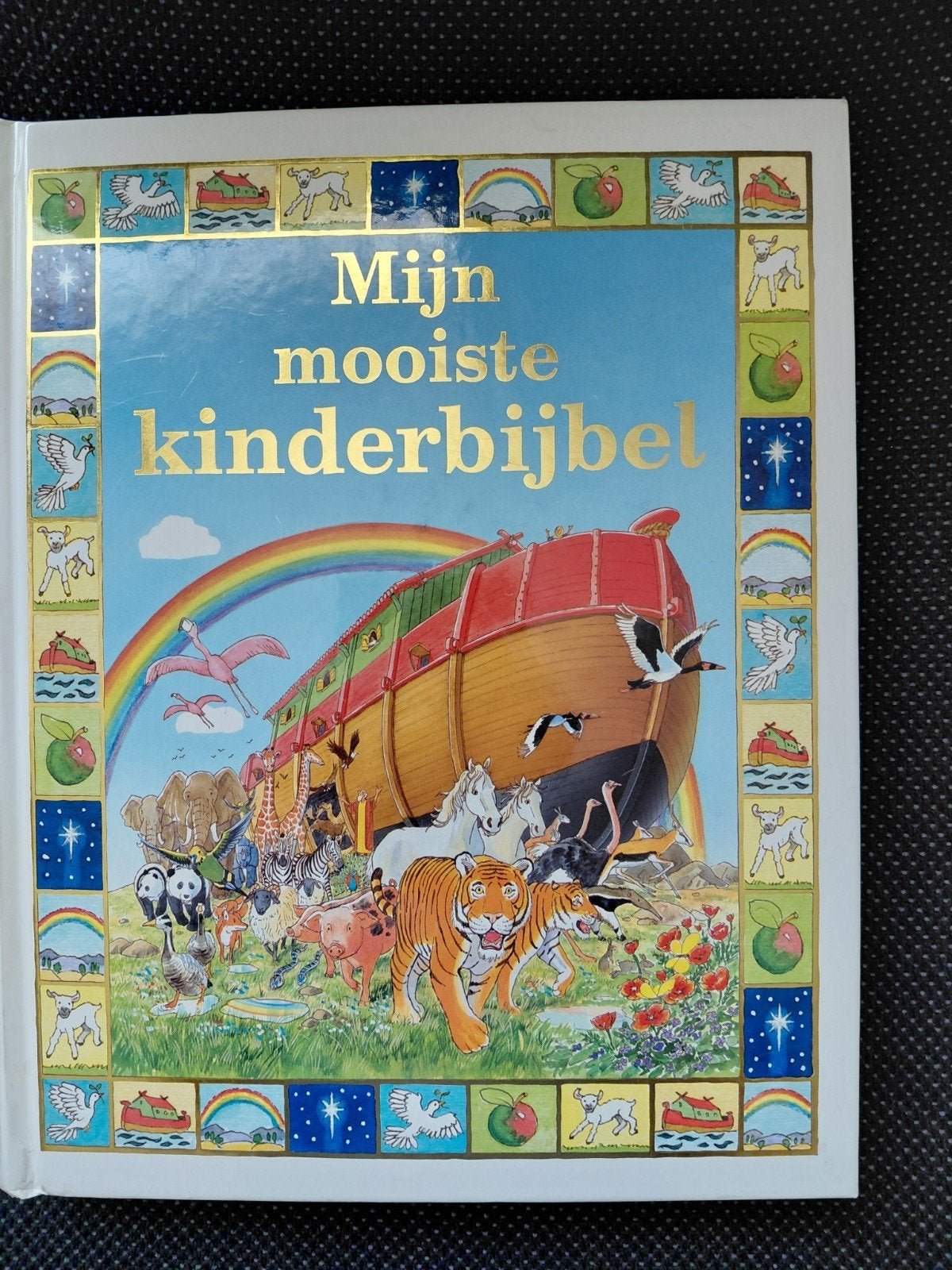Mijn mooiste kinderbijbel, Ophalen of Verzenden, Zo goed als nieuw