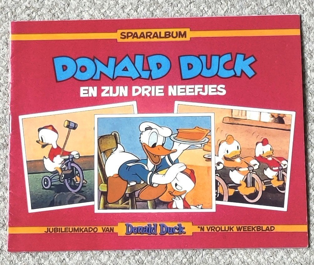 Donald Duck en zijn 3 neefjes spaaralbum 1982, Eén stripboek, Ophalen of Verzenden, Zo goed als nieuw
