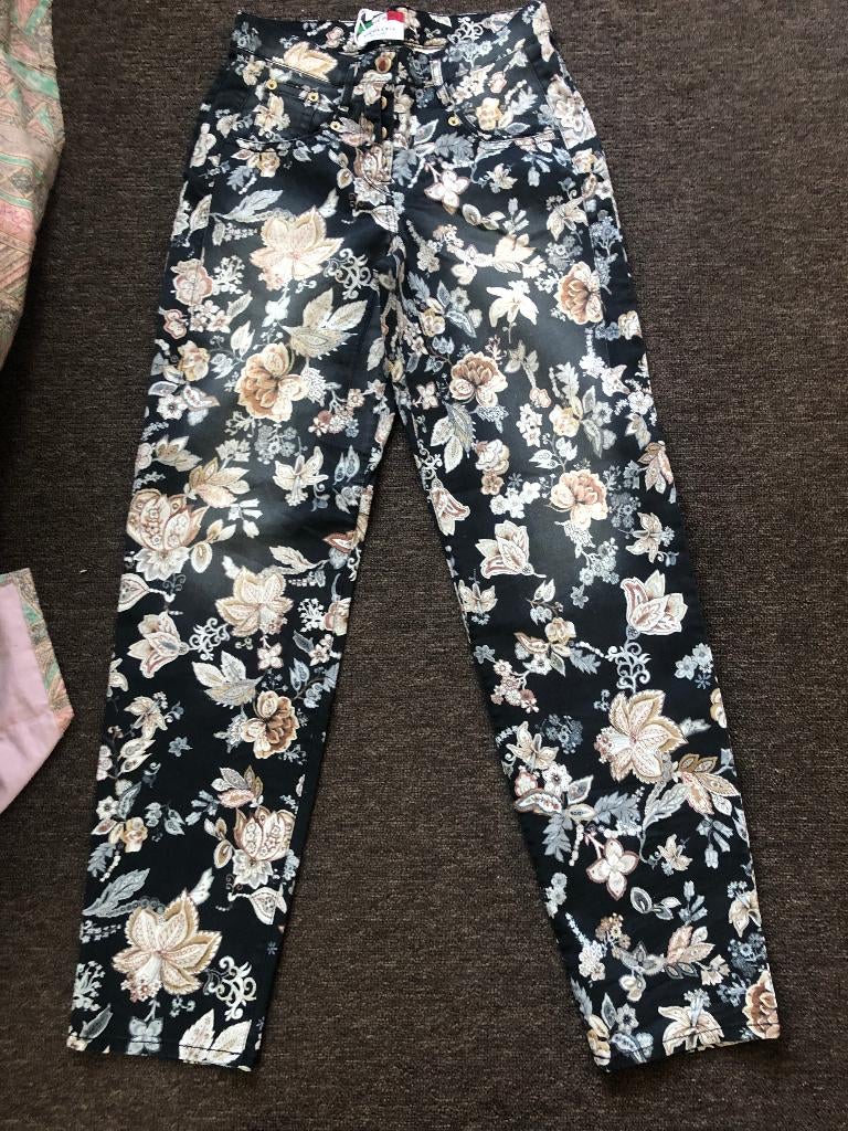 nieuwe gebloemde blauwe denim broek merk, Kleding | Dames, Spijkerbroeken en Jeans, Ophalen of Verzenden, Nieuw, Blauw, W28 - W29 (confectie 36)