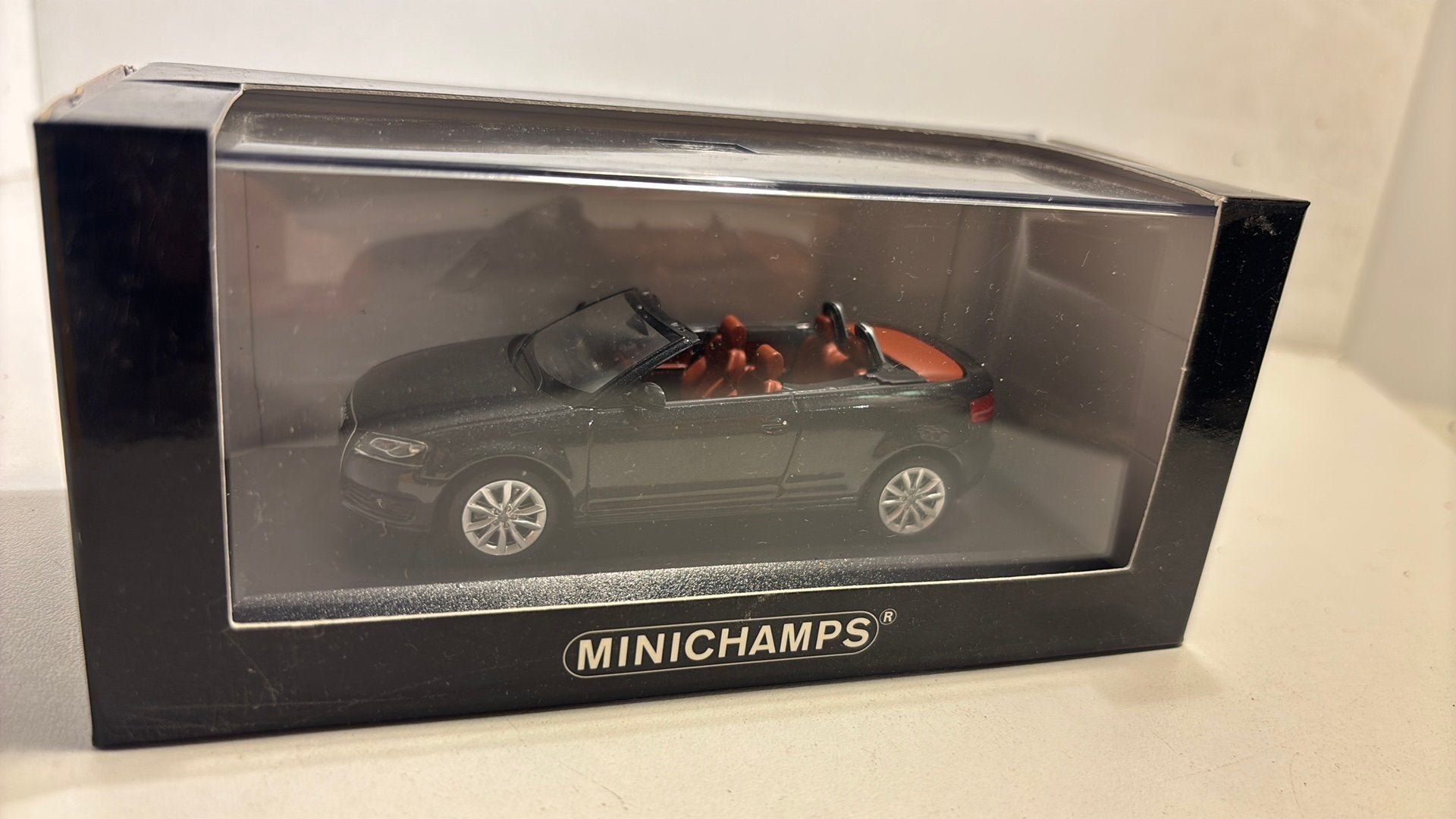 Audi tt zwart minichamps 1.43, Auto, Ophalen of Verzenden, MiniChamps, A
