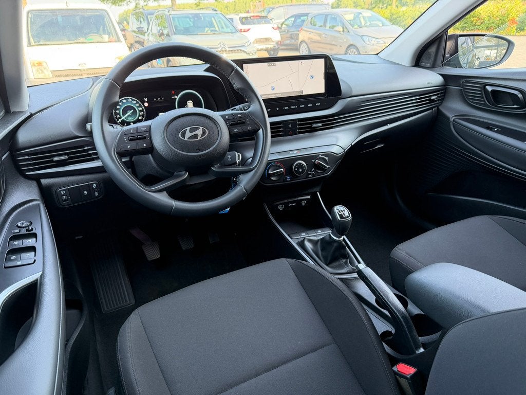 Hyundai i20 1.0 T-GDI 48V (bj 2024), Gebruikt, 100 pk, Zwart, Origineel Nederlands