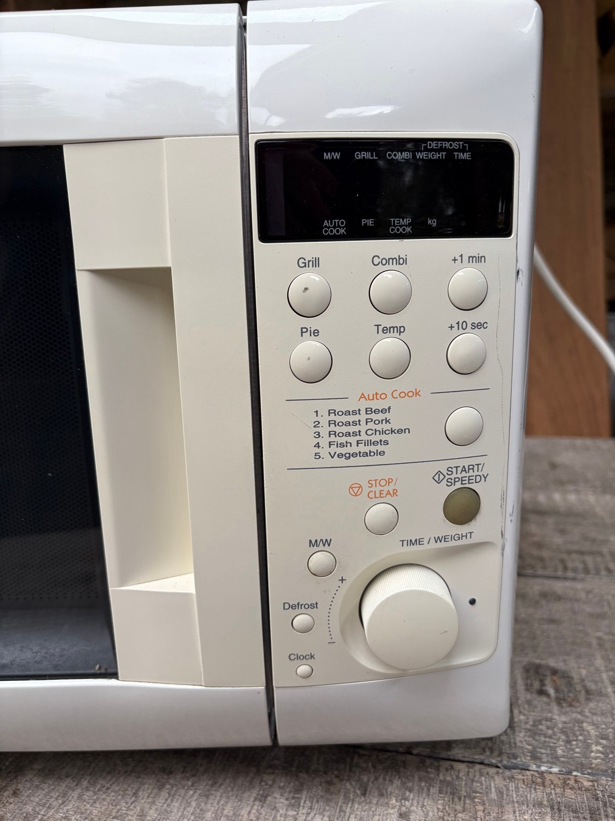 Daewoo Combimagnetron KOC-870T met Grill en Hete Lucht, Witgoed en Apparatuur, Ophalen, Combimagnetron, Grill, Zo goed als nieuw