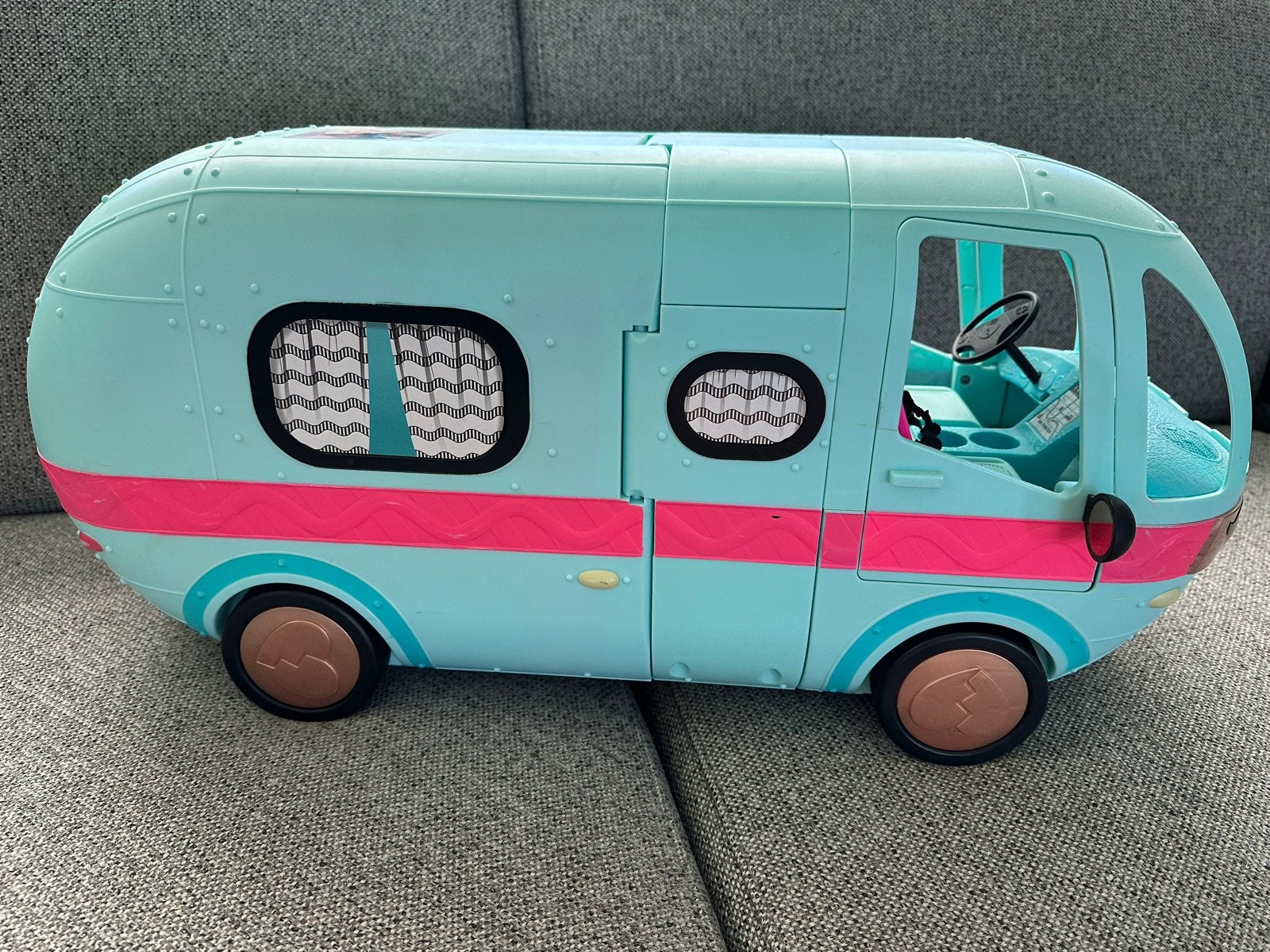 L.O.L. Surprise! Glamper Camper met accessoires, Ophalen of Verzenden, Zo goed als nieuw, Overige typen