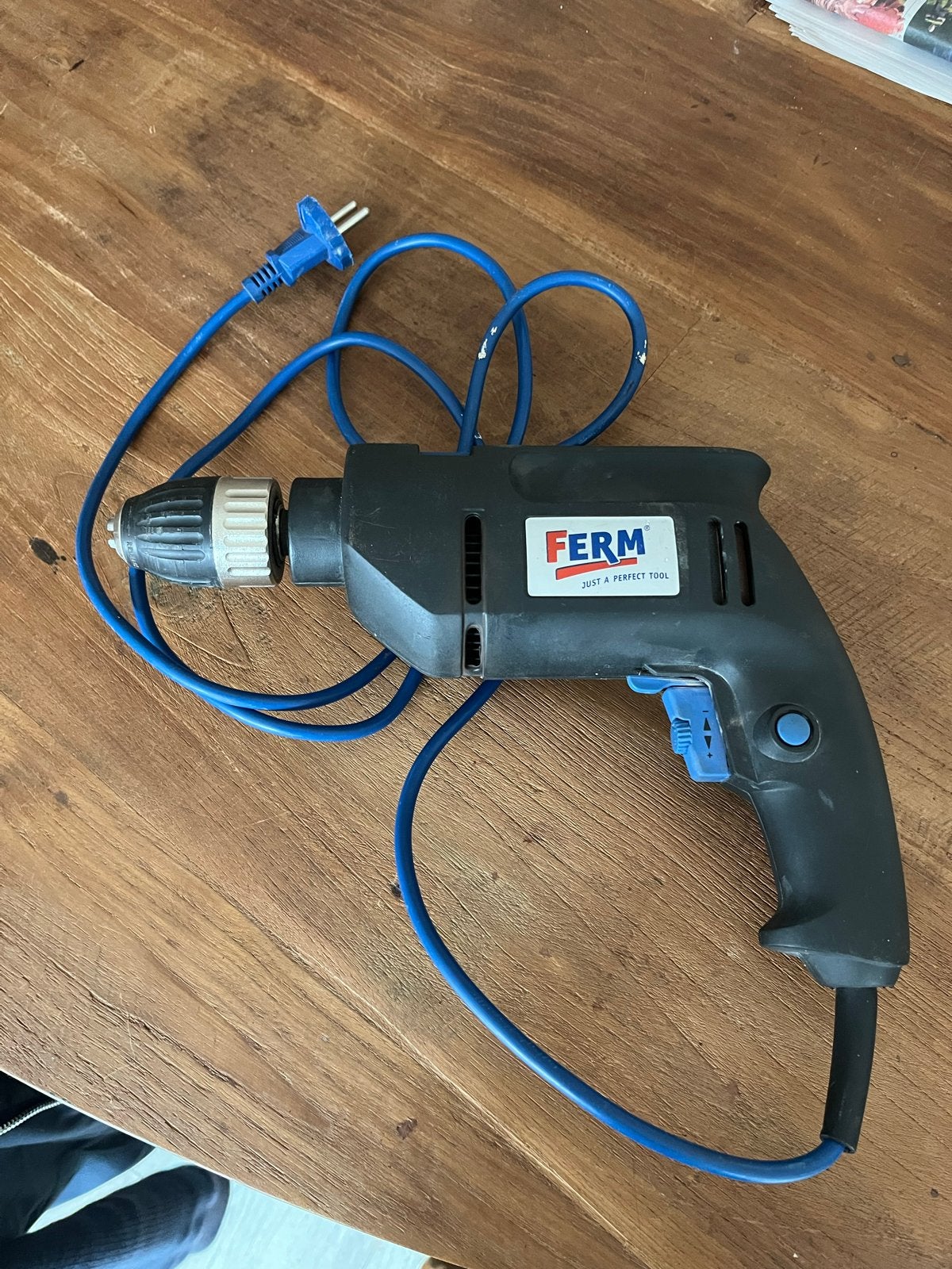 Ferm Boormachine f-13/650 - Links en recht draaiend, Variabele snelheid, Ophalen, Boormachine, Gebruikt