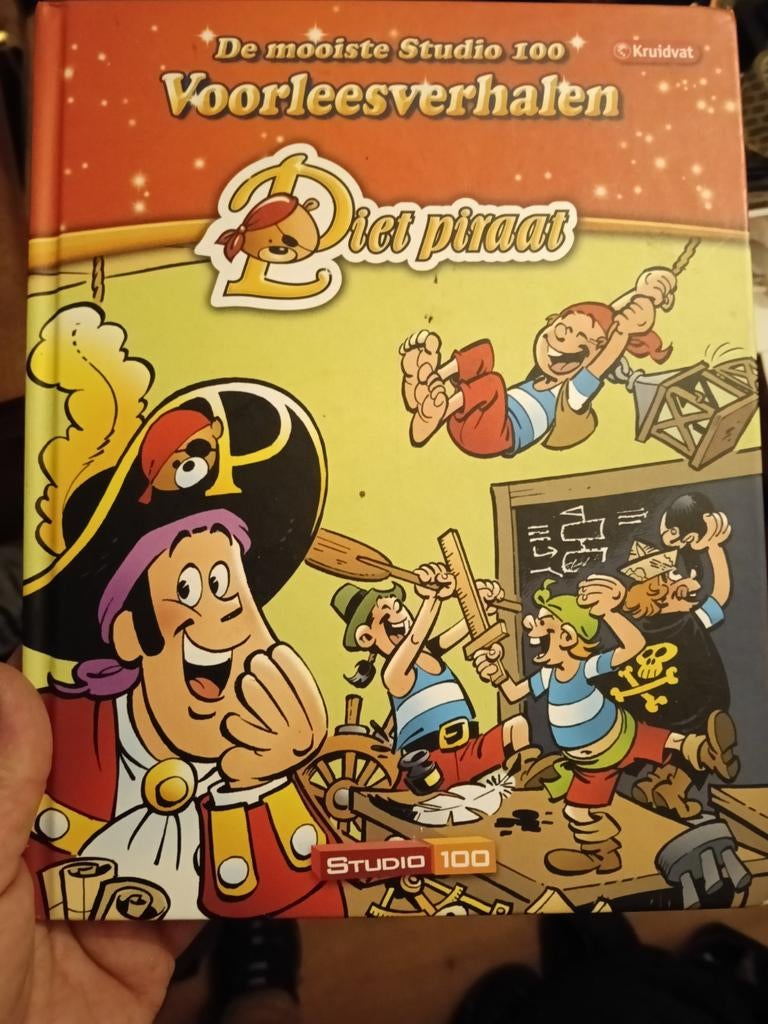 Piet Piraat Voorleesverhalen - Studio 100, Gelezen, Studio 100, Ophalen of Verzenden, Sprookjes