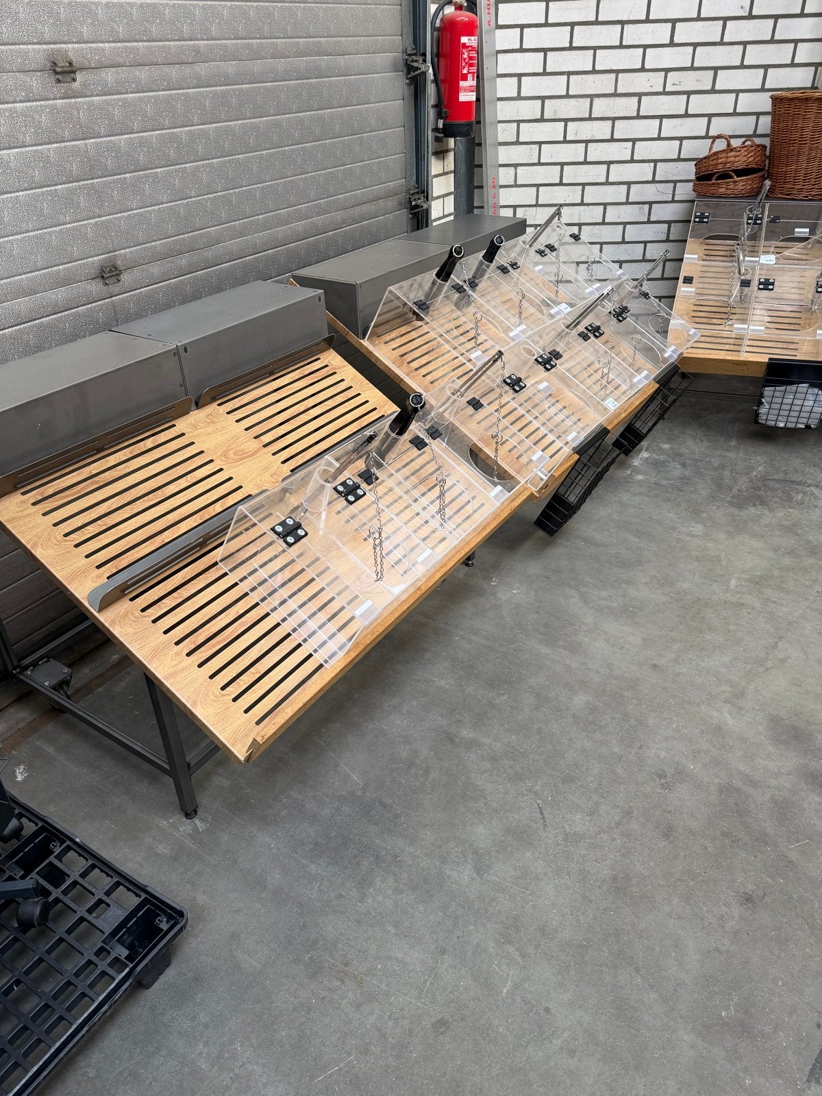 Broodpresentatietafels met plexiglas bakken, Ophalen of Verzenden