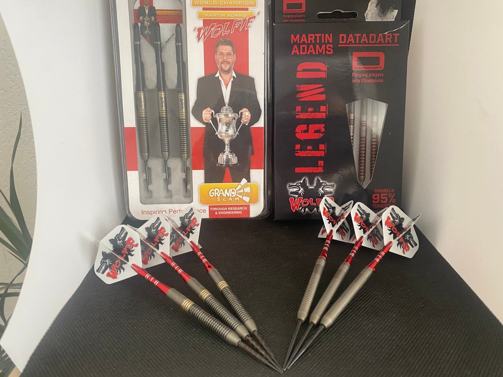 4 sets martin adams darts, Sport en Fitness, Darts, Zo goed als nieuw, Pijlen, Ophalen of Verzenden