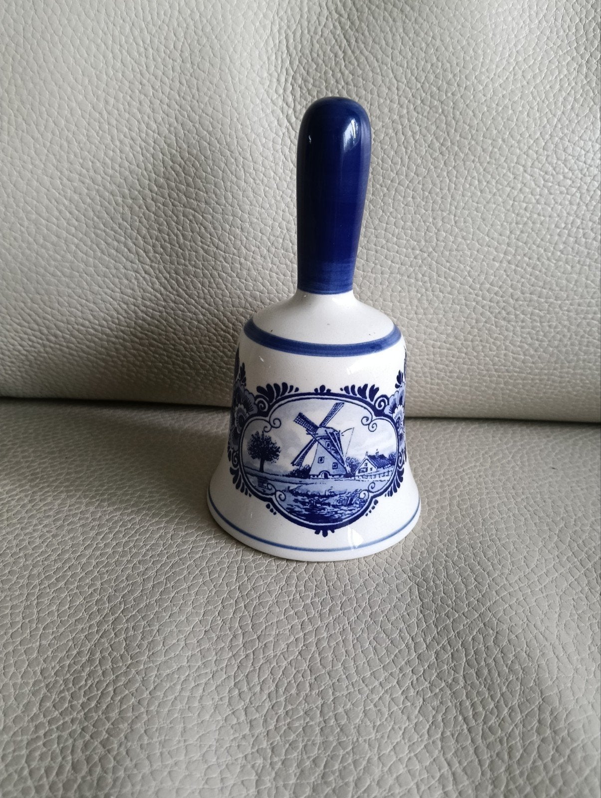 Heinen Delfts Blauw Bel met Molen en Bloemmotief, Ophalen of Verzenden