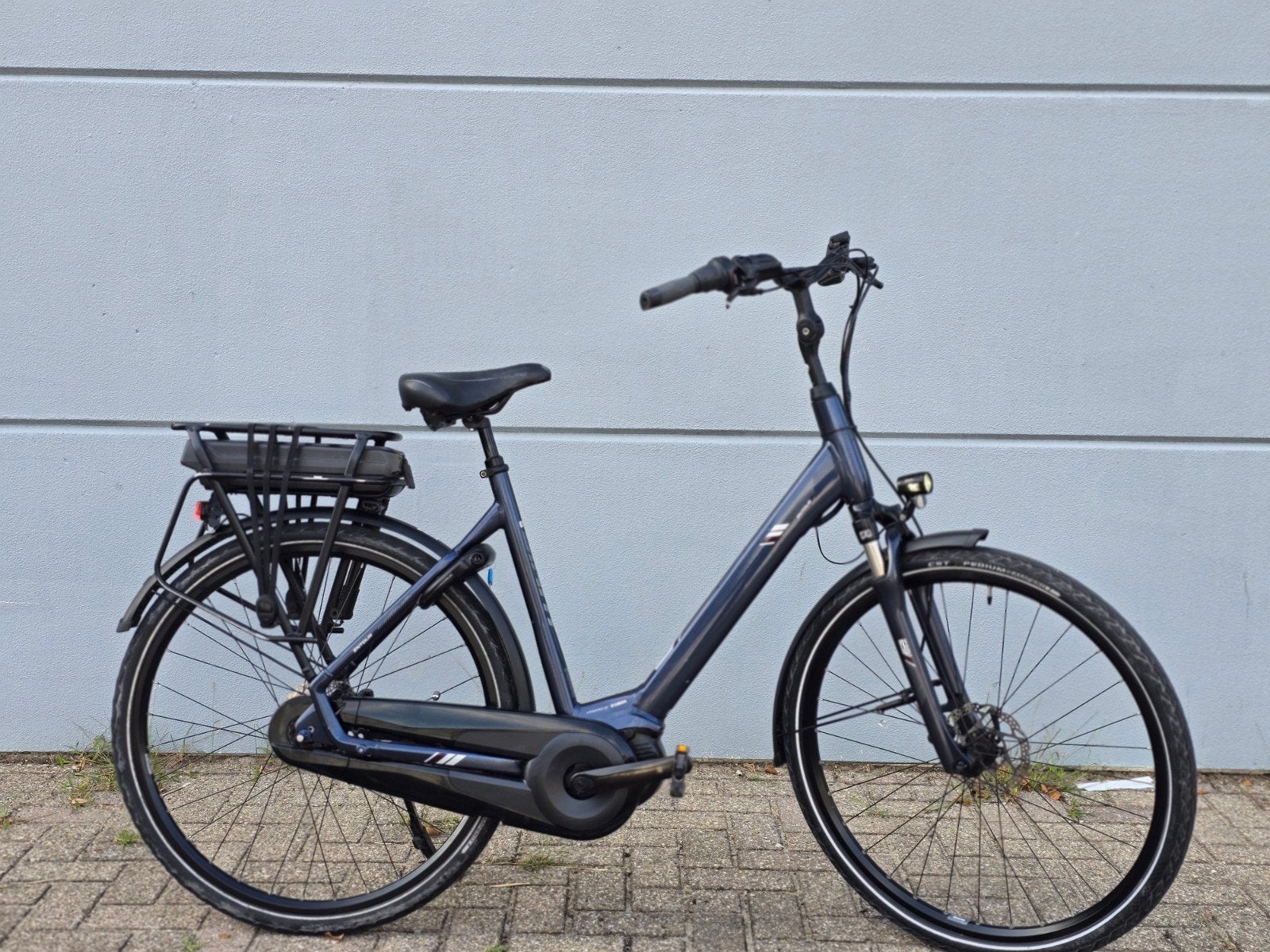 Giant Entour E-Fiets met inkoopbon, Fietsen en Brommers, Elektrische fietsen, Zo goed als nieuw, 50 km per accu of meer, 55 tot 59 cm