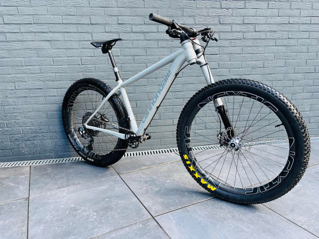 🔥 KWALITEITSTOPPER 🔥 CANNONDALE LEFTY, carbon, draadloos,, Cannondale, Fully, Cannondale, Zo goed als nieuw