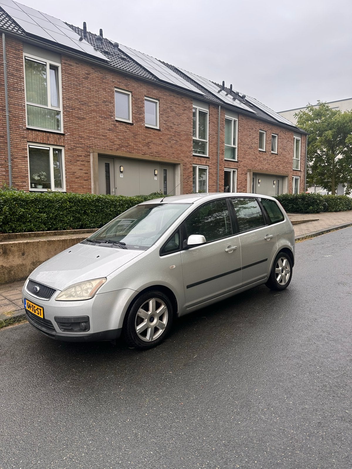 Ford C-Max 1.6 74KW 2006 Grijs, Auto's, Voorwielaandrijving, 1596 cc, 4 cilinders, 100 pk