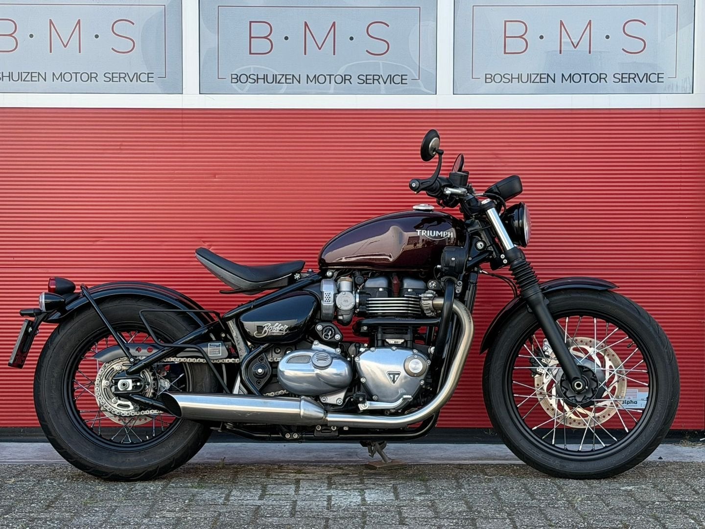 TRIUMPH BONNEVILLE BOBBER (bj 2017), 2 cilinders, Bedrijf, Onbekend, Meer dan 35 kW